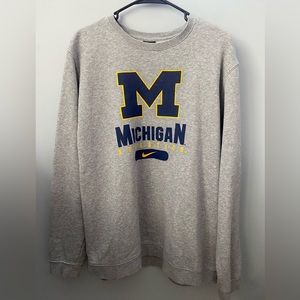 U of Michigan nike oversized crewneck